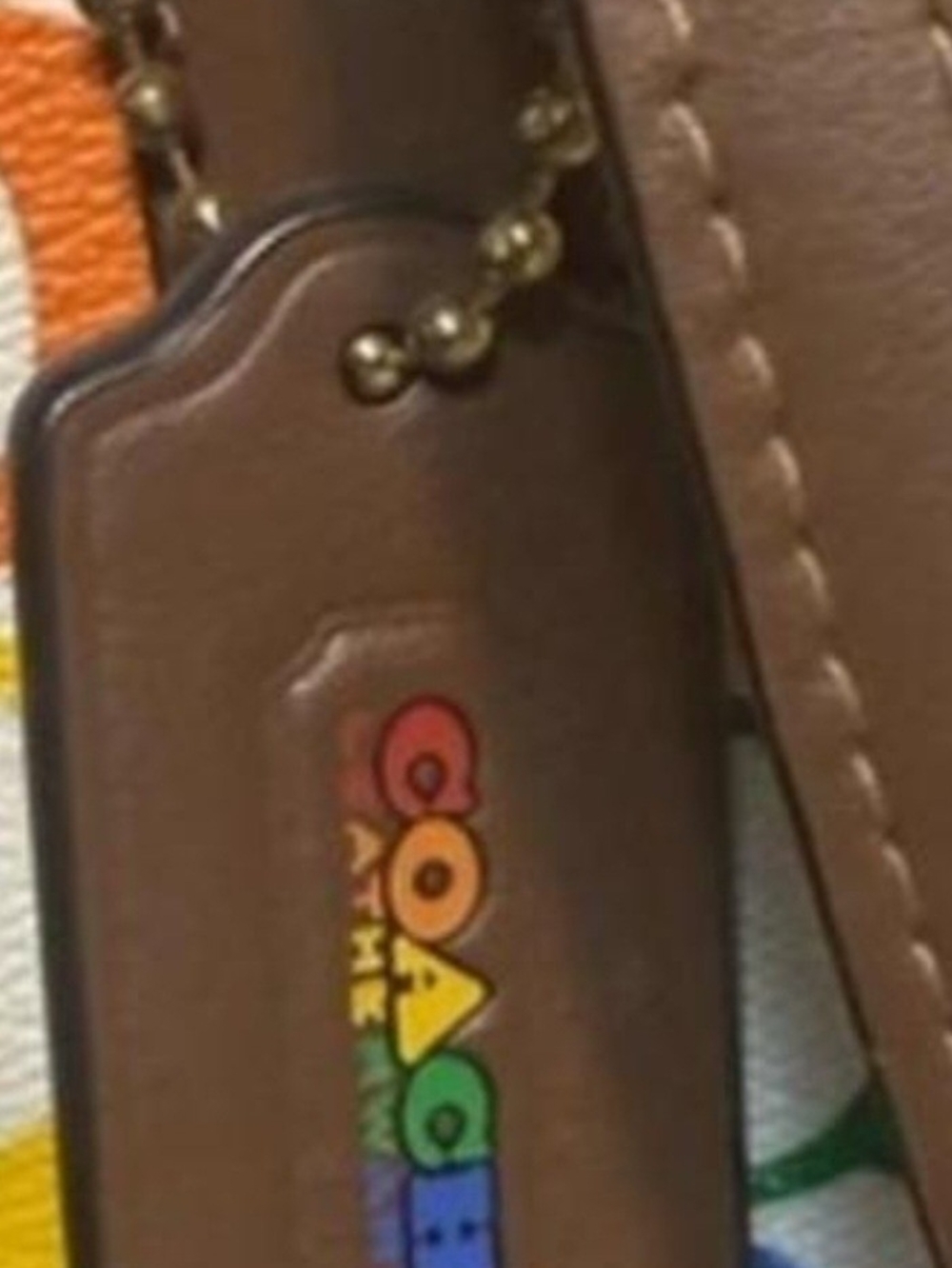 Coach Limited/Rare Pride SET Reversible LG Tote W/ Matching Wallet. - Picture 13 of 13
